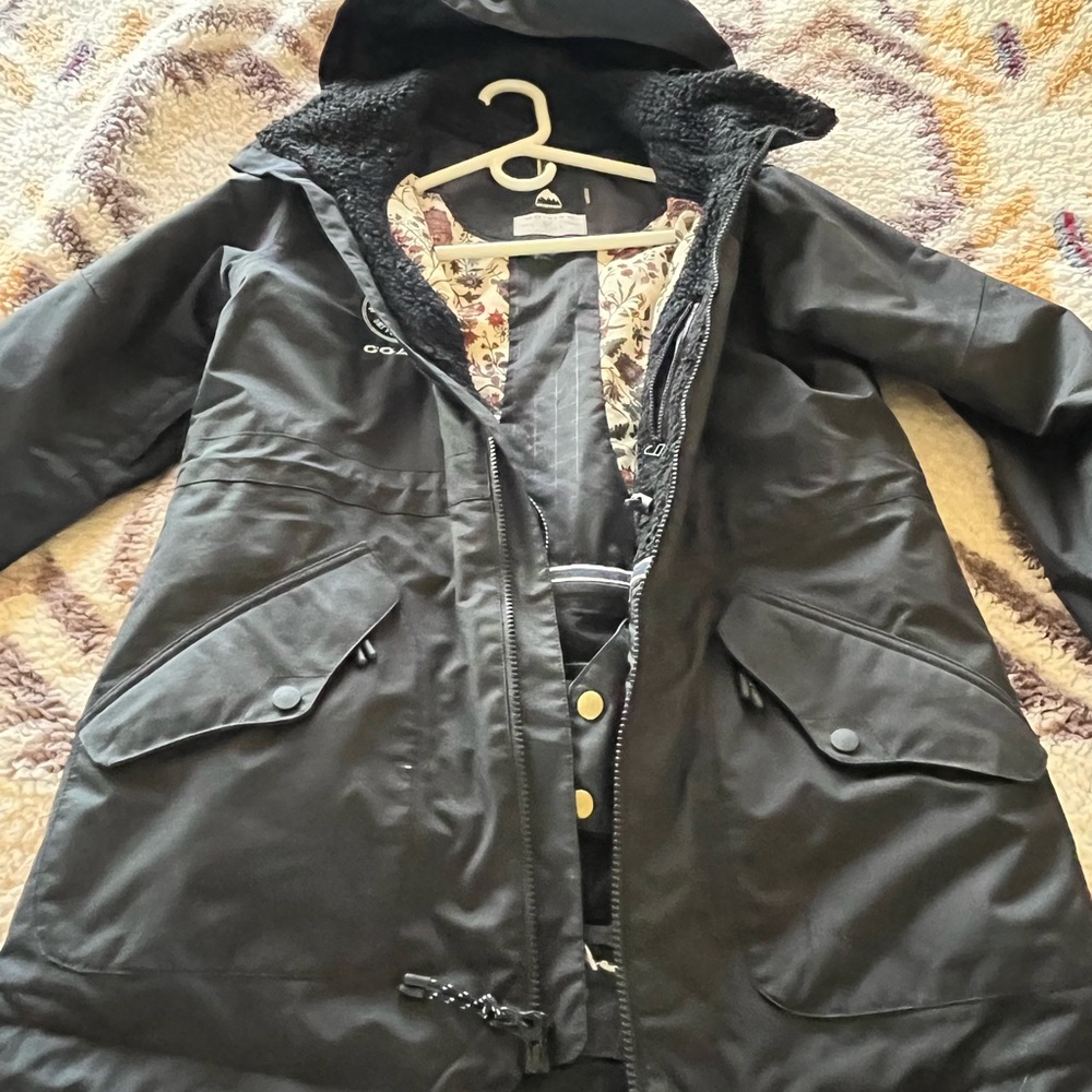 Burton Women’s Coaches) Jacket-Like New